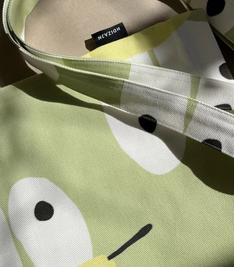 Leptiri Tote Bag